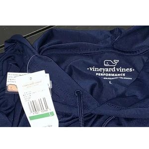 NWT Vineyard Vines Men's L Graphic whale hoodie